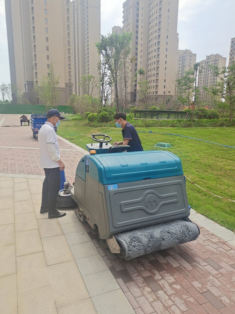 創(chuàng)新掃地車技術(shù)，提升清潔效率，為城市環(huán)境貢獻力量